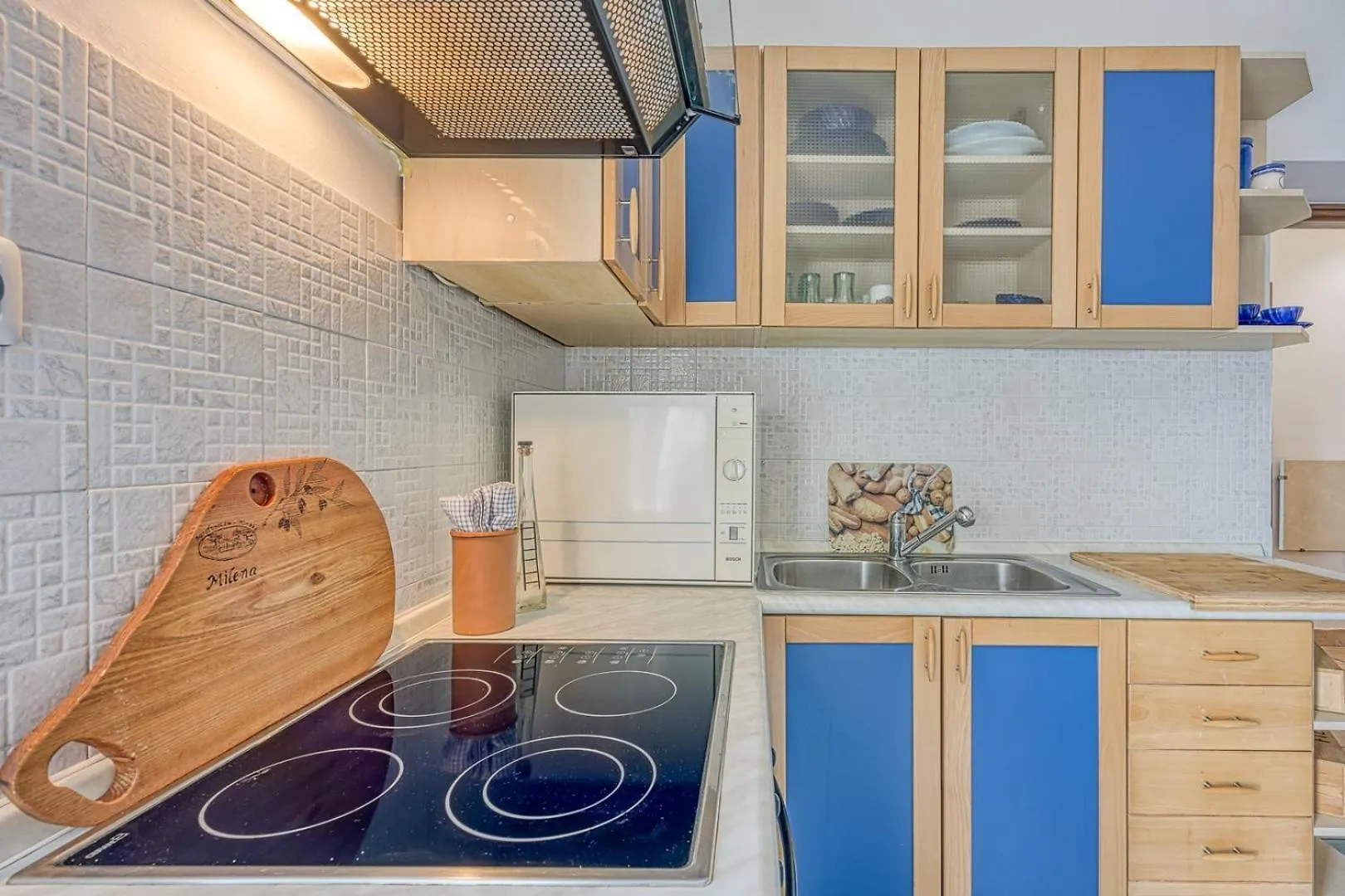Višnjan Apartments Bacva With Pool בית הארחה