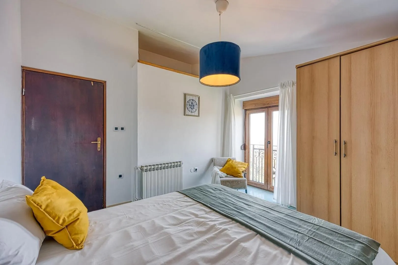 Višnjan Apartments Bacva With Pool בית הארחה