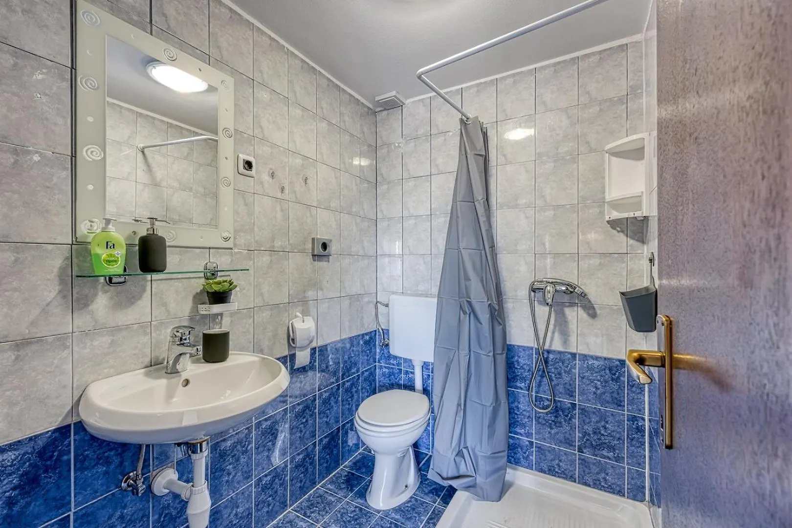 Višnjan Apartments Bacva With Pool 0*,